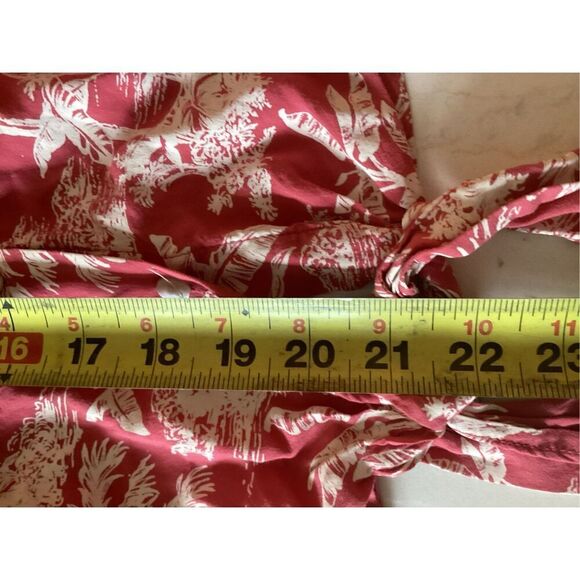 American Eagle Toile Hawaiian Crop Top Sz M Button Down Red Taupe - Picture 7 of 7